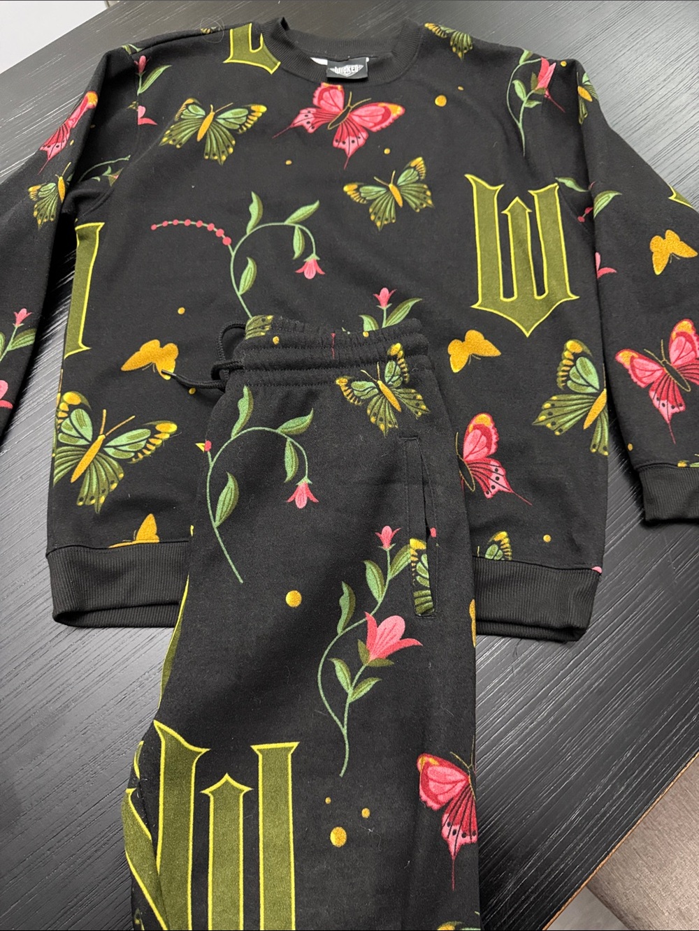 Women’s Black Butterfly Print Pantsuit - Coordinated Sweatshirt & Joggers